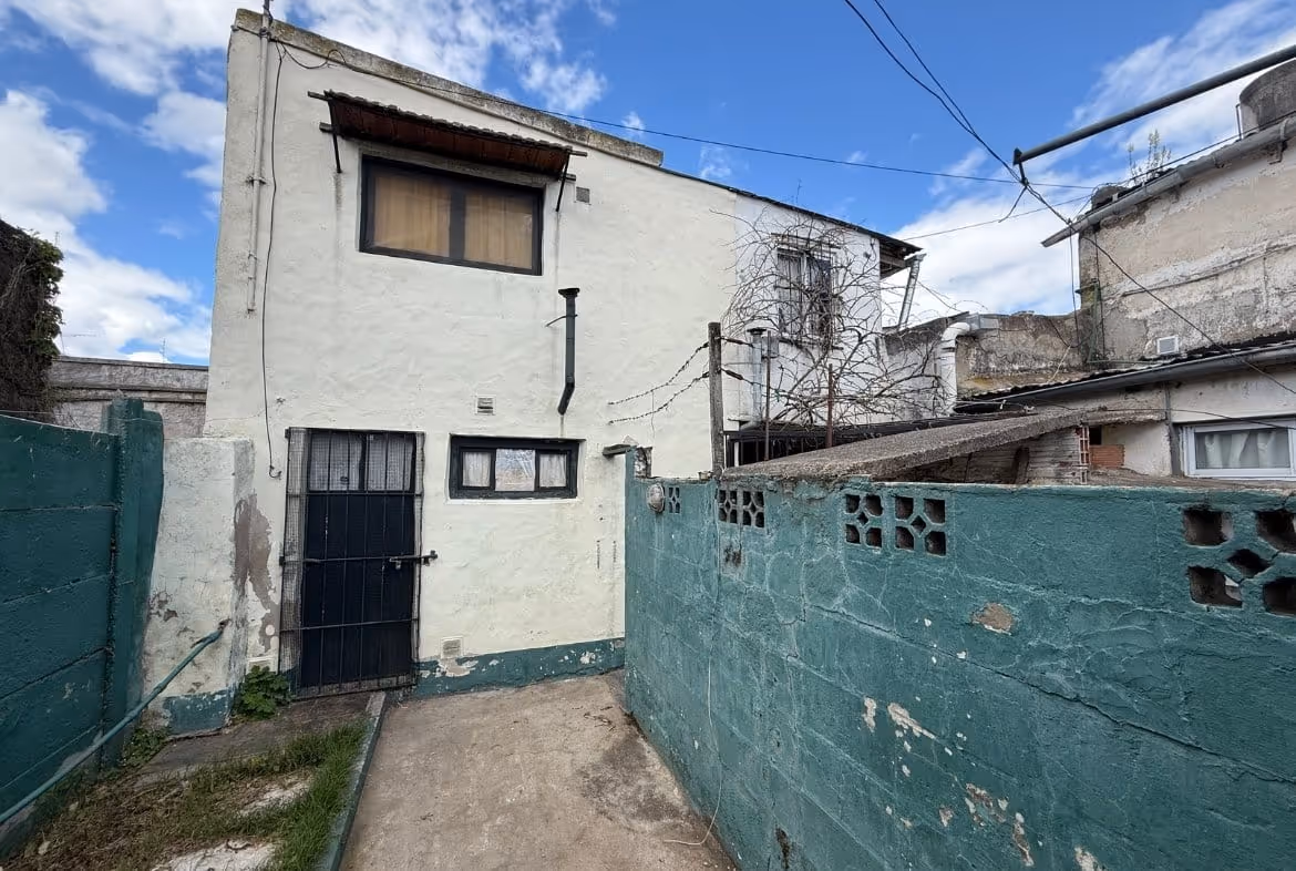 Frente de casa en venta en Balcarce