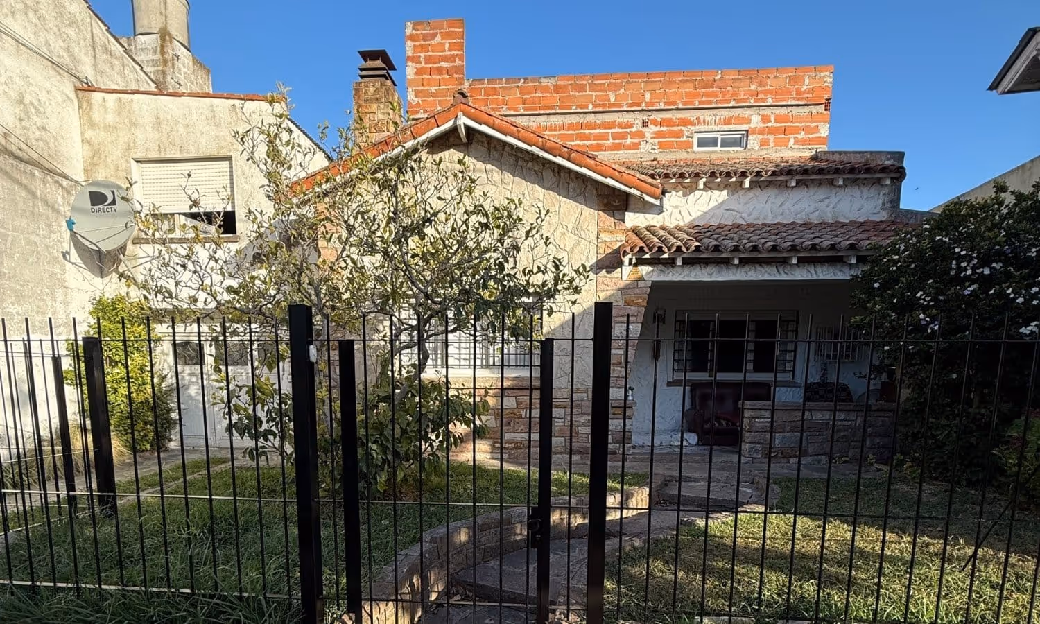 Frente de casa en venta en Balcarce