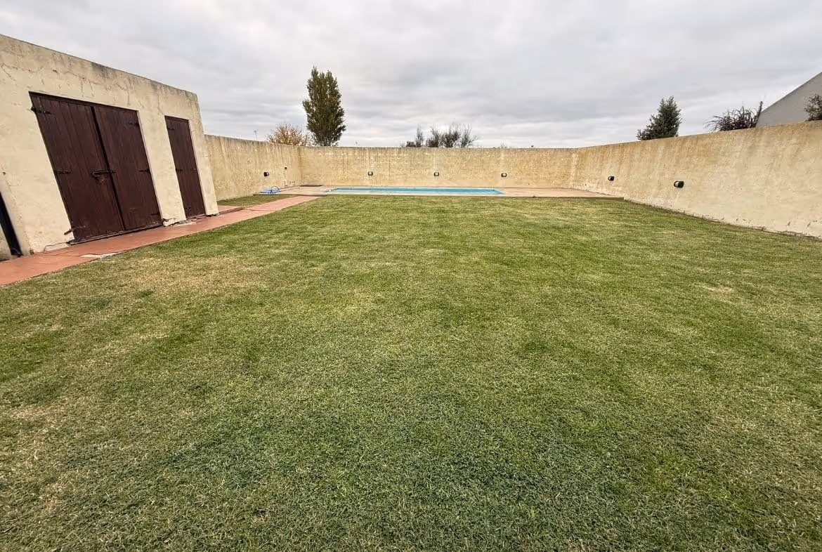 Casa en venta en Balcarce — foto 10