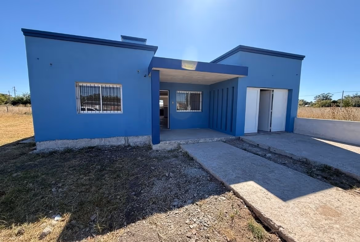 Frente de casa en venta en Balcarce