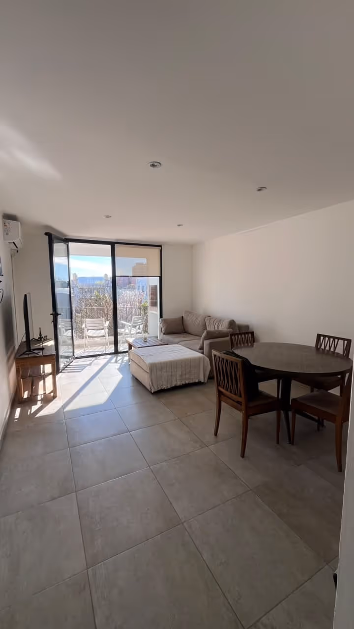 Frente de departamento en venta en Balcarce