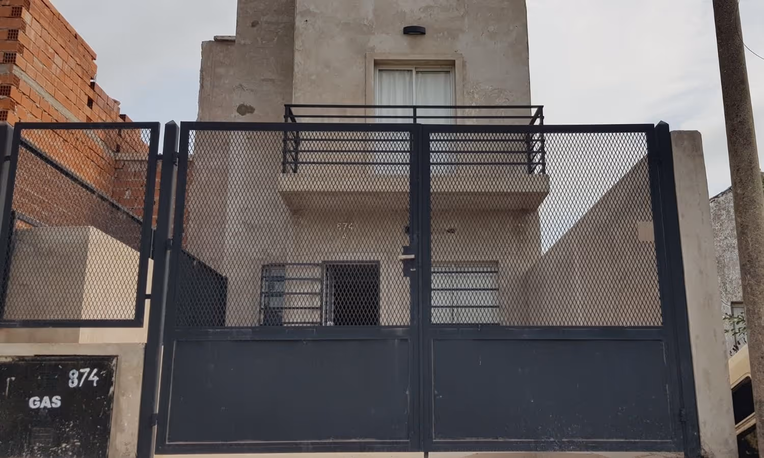 Frente de departamento en venta en Balcarce