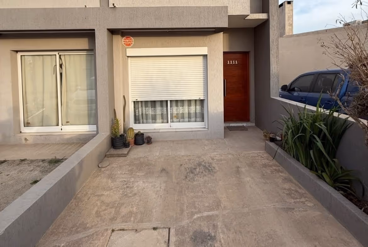Frente de departamento en venta en Balcarce