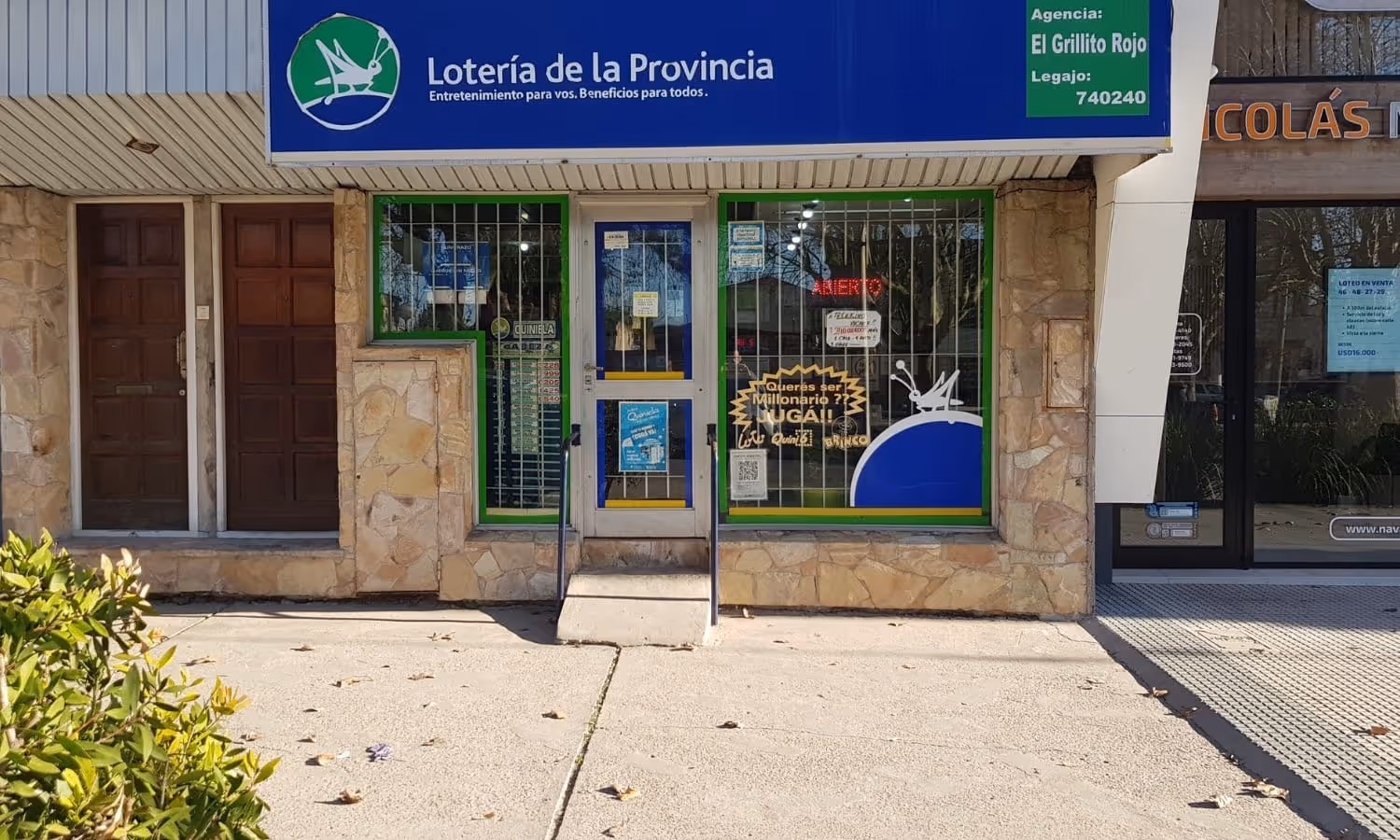 Frente de local comercial en venta en Balcarce