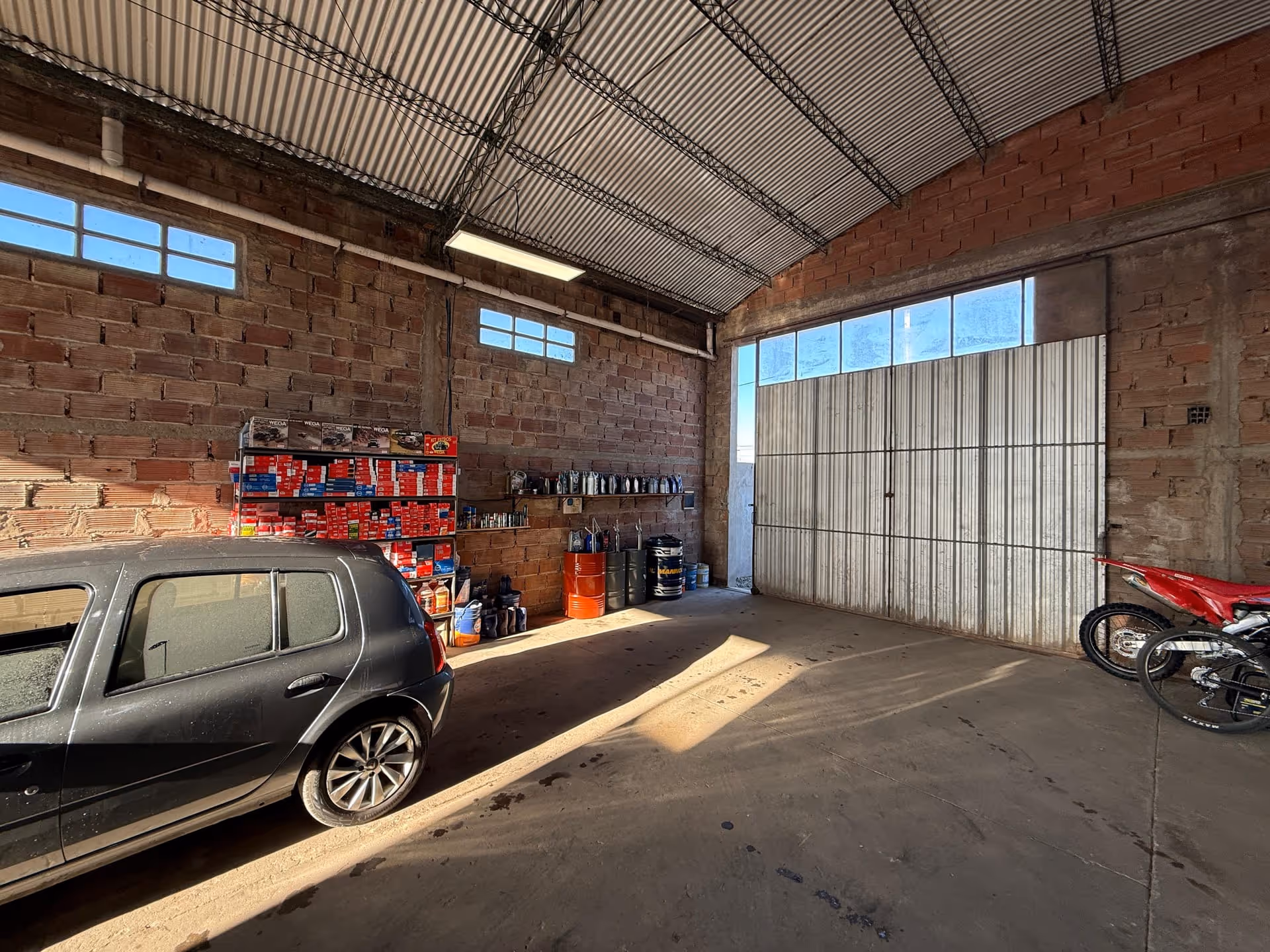 Galpón en venta en Balcarce — foto 2
