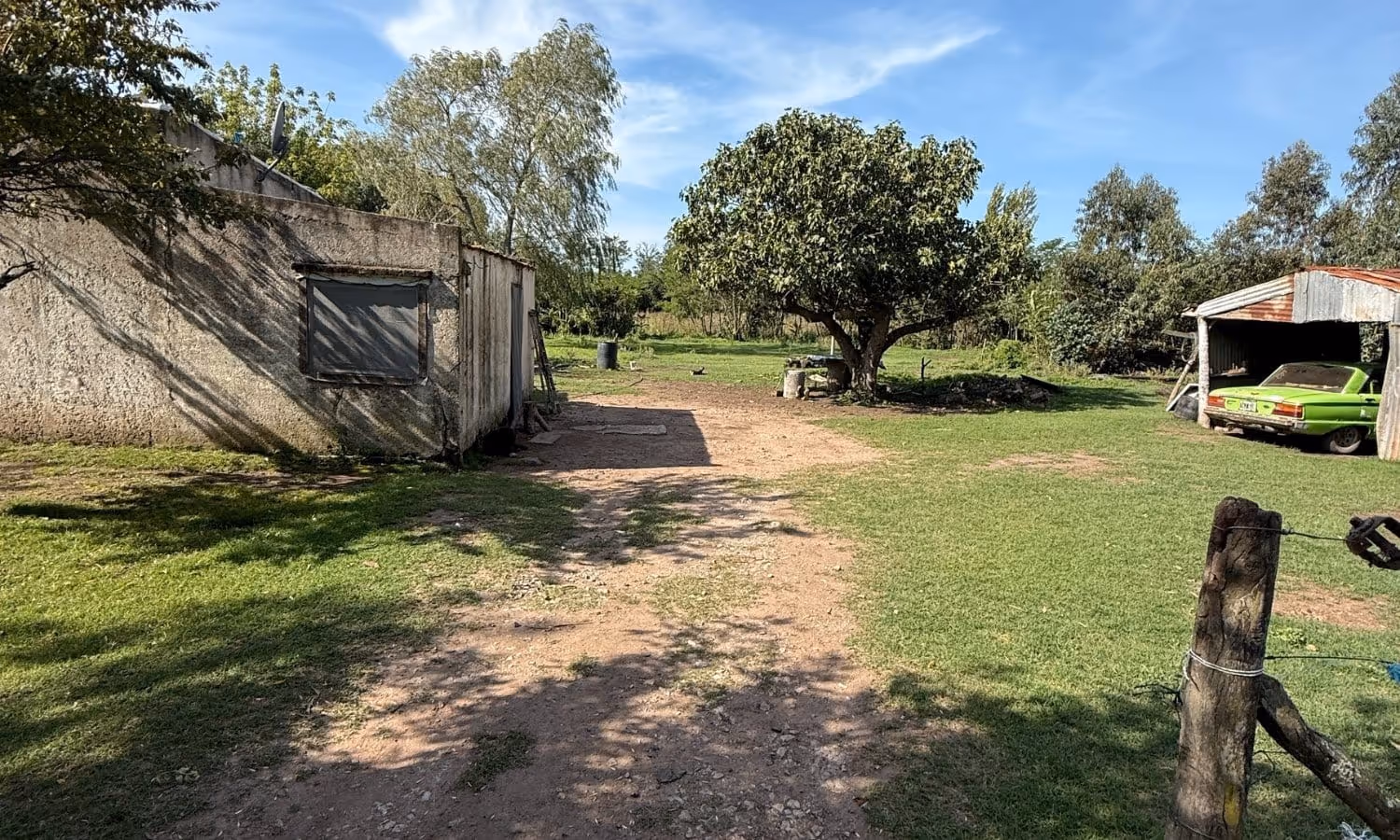 Frente de lote en venta en Los Pinos