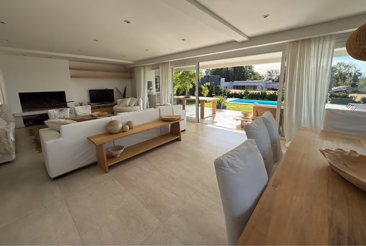 Casa en venta en Balcarce — foto 3