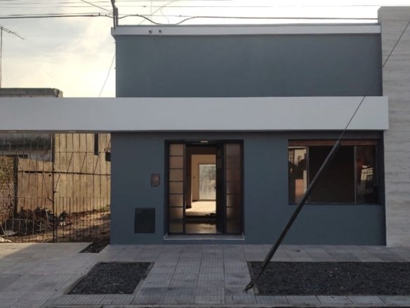 Casa reciclada en venta Balcarce