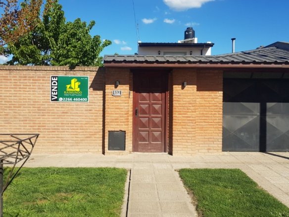 Casa moderna en venta en Balcarce